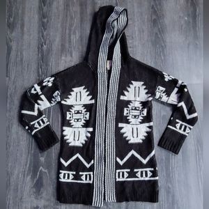 Hippie rose black and white geo print cardigan